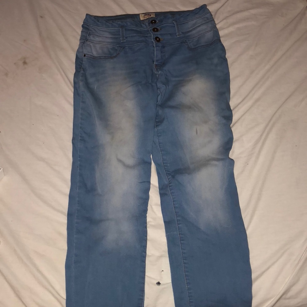 L.E.I. Size 11 Jeans
